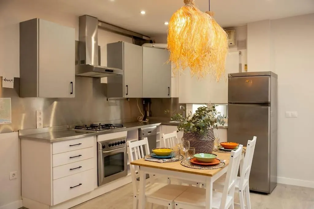 Atico Nuevo En Corazon De Malaga Apartman